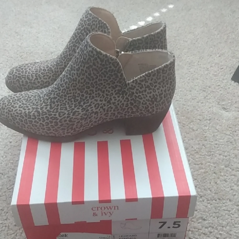 Leopard Print Ankle Boots,  NEW, - Picture 2 of 6